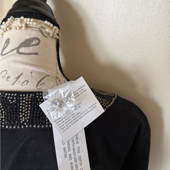 Quacker Factory Black and Silver Bling Jean Jacket with Embroidered Collar NWT - Picture 5 of 8